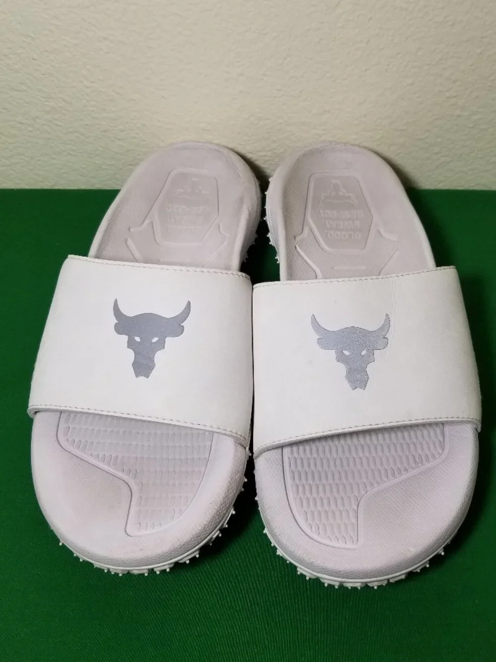 Under Armour White Rock Slide 2.0 Men Size 8 Michelin Tire Project Rock Shoes
